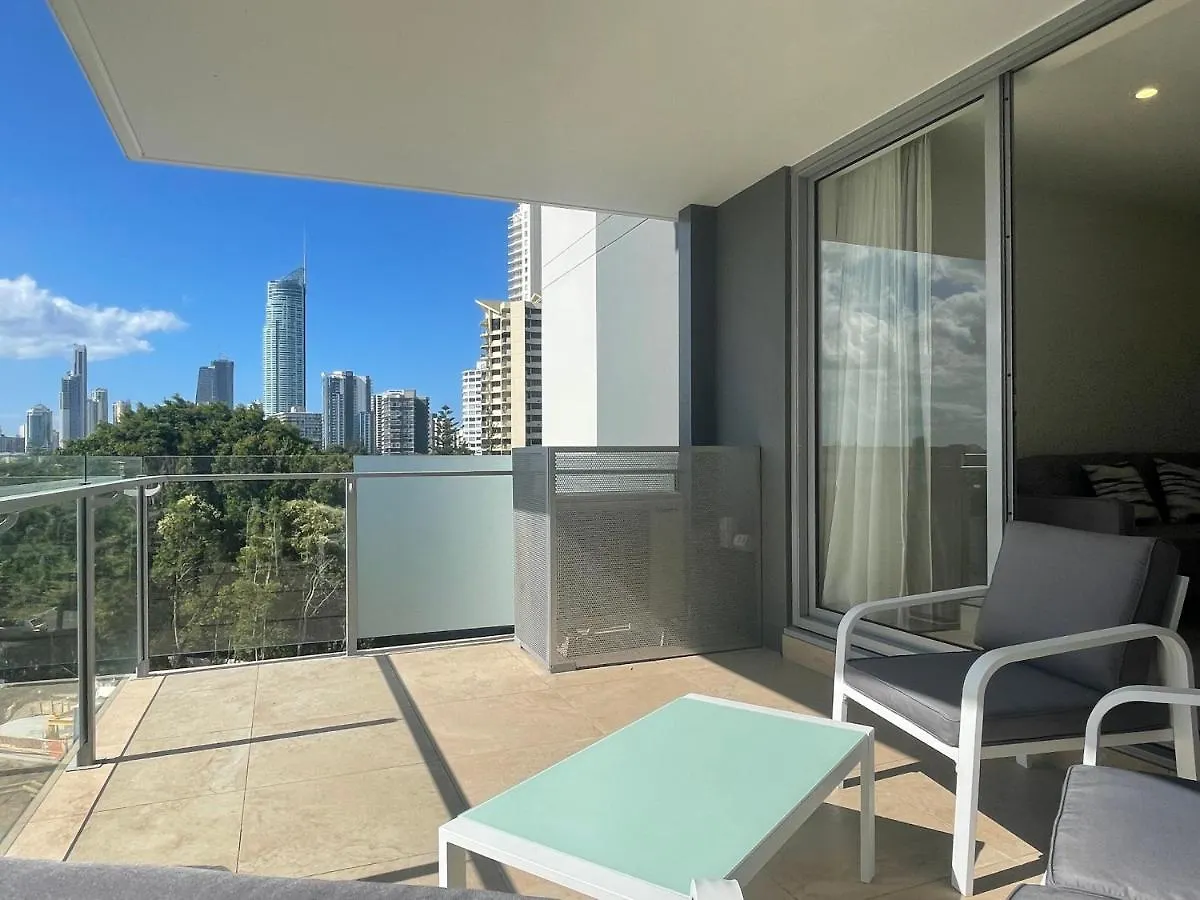 Apartment Serenity Surfers Paradise Gold Coast
